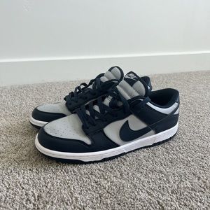 Nike Dunk Low Georgetown Size 11
